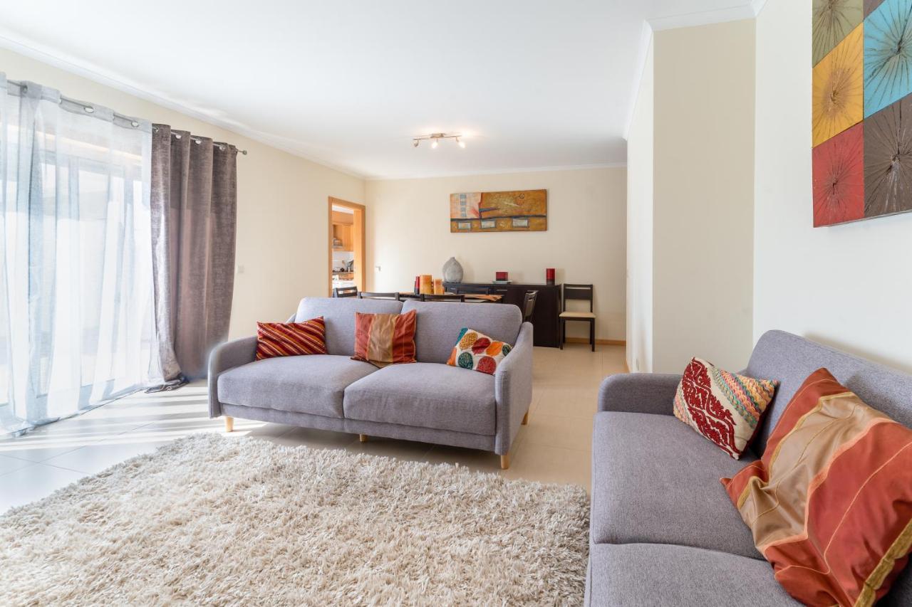 T3 Beira Mar Apartment *